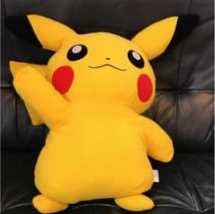 ピカチュウぬいぐるみのサムネイル