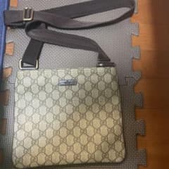 GUCCI ベージュ キャンバス ショルダーバッグのサムネイル