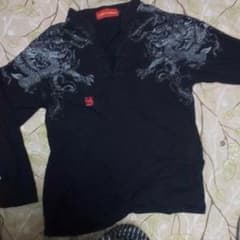 龍の柄の、長袖Tシャツです‼️doragonta様専門のサムネイル