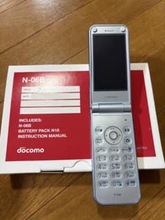 未使用/新品】ガラケー docomo N-06B ブルー 本体、卓上ホルダー
