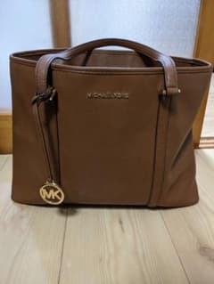 マイケルコース　大容量トートバッグのサムネイル