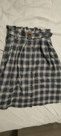 値下げ★大きいサイズ　ベルト付きチェック柄フレンチスカート　　SUPUREのサムネイル