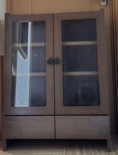 手渡し可能ディズニーベルメゾンミッキー木製ガラス扉付き収納ラック