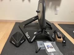 【魔墓老師様専用】TACX NEO Smart T2800 ジャンク？のサムネイル