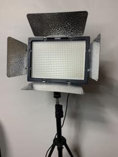 Yongnuo YN600L LEDライト 証明のサムネイル