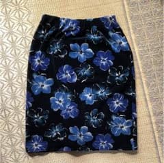 スポーティフのベロアスカートのサムネイル