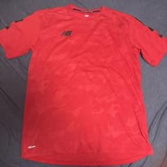 【美品】New Balance ニューバランス 半袖Tシャツ　オレンジ系のサムネイル