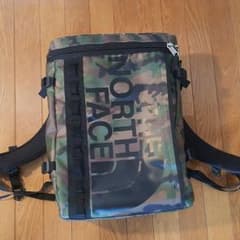 【送料無料】THE NORTH FACE リュック 30L CAMOのサムネイル