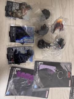 W*h様 一番くじ　ゴジラ　最恐怪獣王列伝　モンスターヘッドマグネット　全5種のサムネイル