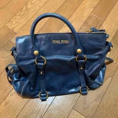 ハンドバッグのサムネイル