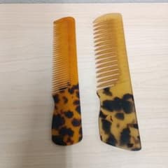 べっ甲調 コーム 2本セット ヘアケア 中古品 - メルカリ