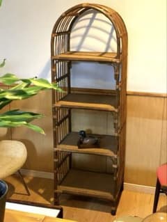 ラタン✴︎アーチ型✴︎オープンシェルフ✴︎4段✴︎アンティーク✴︎あめ色が美しい✴︎レアな型 ラタン✴︎アーチ型✴︎オープンシェルフ✴︎4段
