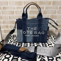 MARC JACOBS デニム地バック美品　替えショルダー付きのサムネイル