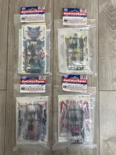 ミニ四駆　クリヤーボディセット　4枚まとめ売りのサムネイル