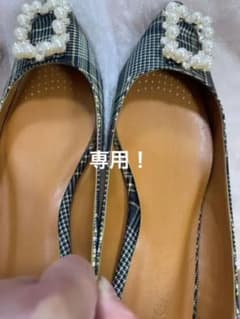 専用！OHGAビジューパンプス　サイズ38のサムネイル