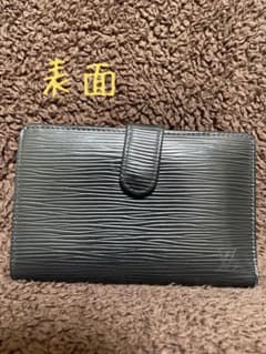 LOUIS VUITTON二つ折り財布のサムネイル