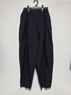 ブラックコムデギャルソン　ポリ縮絨　スタッズパンツ　Lサイズ 25AW】ブラックコムデギャルソン XS ポリ縮絨 ボックスプリーツパンツ