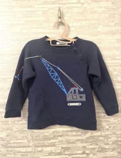 【美品】familiarファミリア トレーナー クレーン車 働く車 ネイビー90
