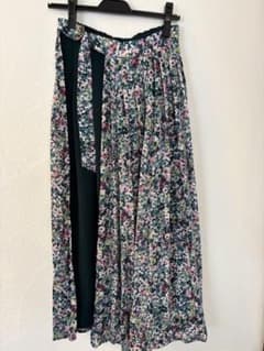 花柄フレアロングスカートのサムネイル