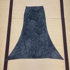 ISSEY MIYAKE/イッセイミヤケ ロングスカートのサムネイル
