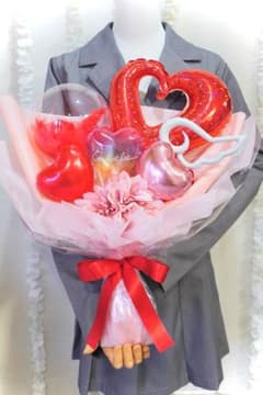 ハートブーケ♡ レッド　推し活　韓国　発表会　名入れ　卒業　LOVEのサムネイル