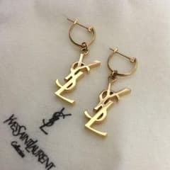 YSL イヴサンローラン ピアス(イヤリング)のサムネイル