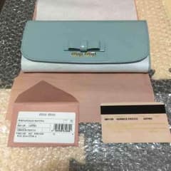 miumiu財布 YoYo♪様専用のサムネイル