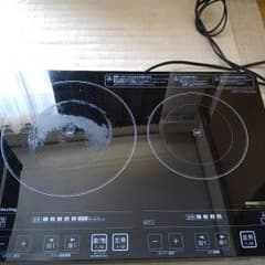 最終値下げ。アイリスオーヤマIH ヒーターのサムネイル