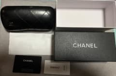 CHANEL シャネル　サングラスケース(箱付き)のサムネイル