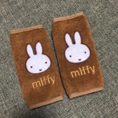 チャイルドシート  ベルト カバーのサムネイル
