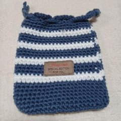 ハンドメイド ニット巾着袋 ブルーボーダー リボンのサムネイル