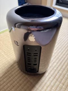 Mac Pro Late 2013 3.7GHz 12GB 256GB SSDのサムネイル