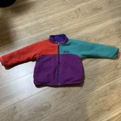 Patagonia フリースジャケット 赤・緑・紫のサムネイル