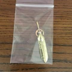 フェザーのサムネイル