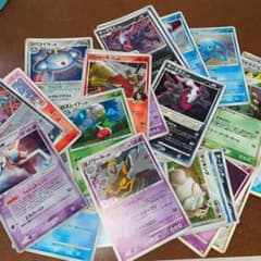 ポケモンカードのサムネイル