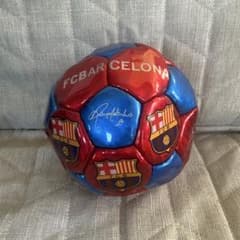FCバルセロナ 記念サッカーボール ロナウジーニョサイン(プリント)入り
