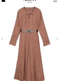 BELTED TUCK PLEATS DRESSのサムネイル