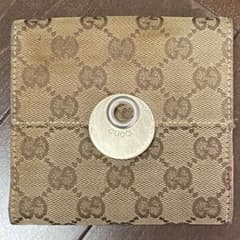 GUCCI財布のサムネイル