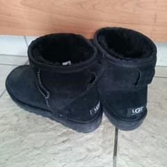 彩ぽんさん専用uggブーツのサムネイル