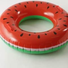 スイカ浮き輪 ハンドル付きのサムネイル
