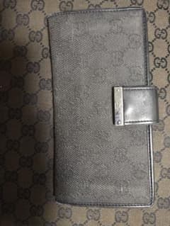 【特価値下げ】 GUCCI 長財布のサムネイル