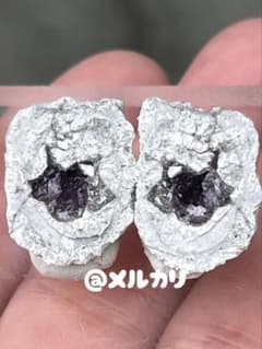 国産鉱物　伊南川流域　かぐや姫水晶（球顆中紫水晶）のサムネイル