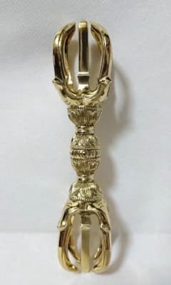 修縁堂】密教法具 真言宗 辟邪 宝篋印塔 舎利塔 法器 真鍮製 仏教法具