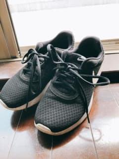 NIKE スニーカーのサムネイル