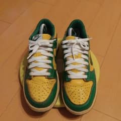 ナイキ DUNK ブラジル 25.0 シューキーパーは付きません