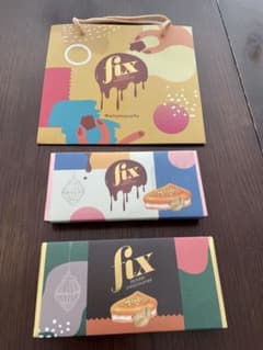 値下げ2枚セットFixドバイミルク&ダークチョコ 純正バッグ付 ドバイ