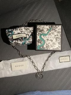 GUCCIのネックレスのサムネイル