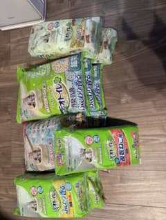 猫用トイレシートと鉱物です⸜(๑⃙⃘'ᵕ'๑⃙⃘)⸝⋆︎*のサムネイル
