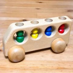ケラー社　４人乗りバス　白木のサムネイル
