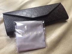 GUCCI メガネケースのサムネイル